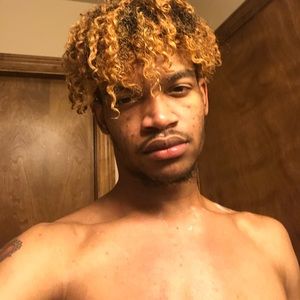 Meet your Posher, Deandre